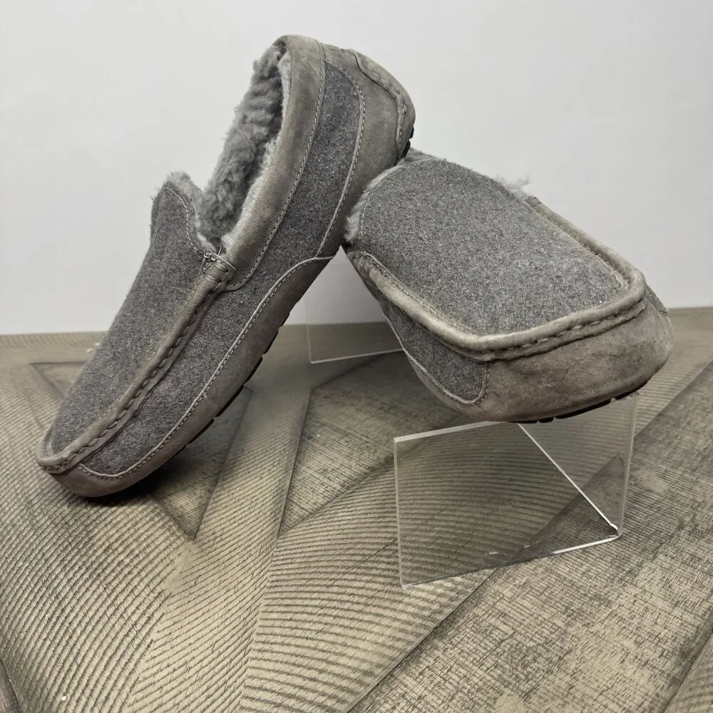UGG Men’s Gray Suede Slip-On Lined Comfort Slippers US 12 EU 45